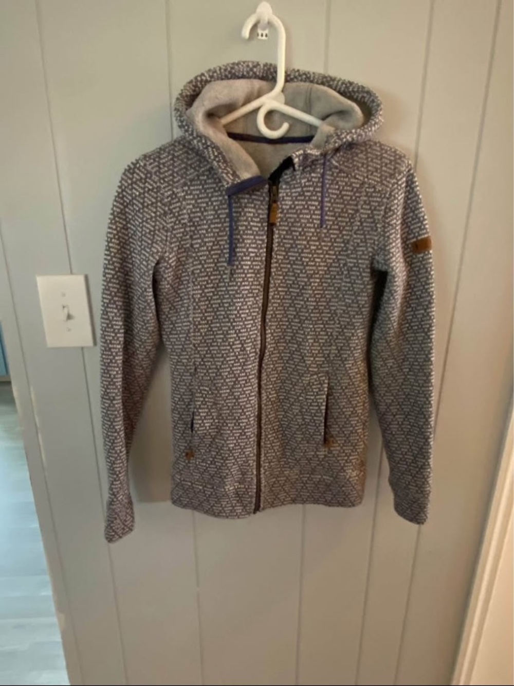 Roxy Gray Patterned Hooded Zip Jacket
